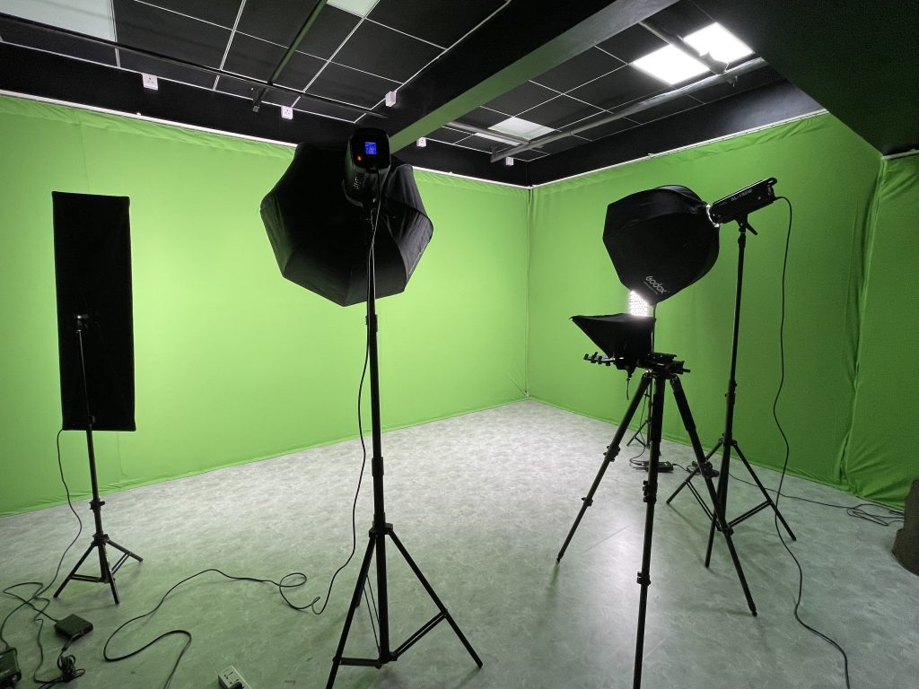 Chroma Studio on rent | Chroma Set up on rent in Pune